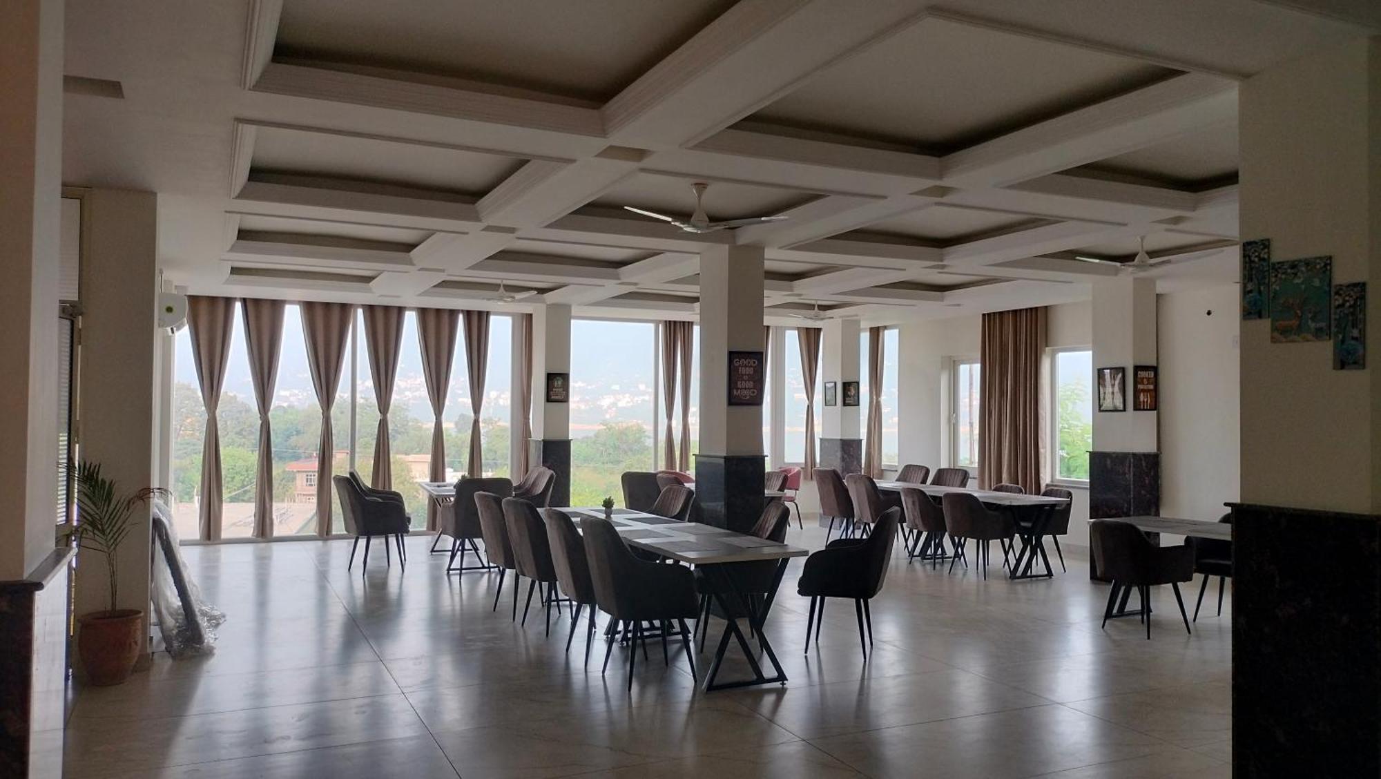 Govind Sagar View Hotel & Restaurant Bilaspur  Εξωτερικό φωτογραφία